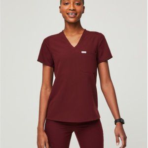 XS Figs Catarina One-Pocket Scrub Top in Burgundy